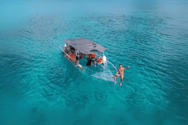 Lancha Transparente Cozumel + Snorkel